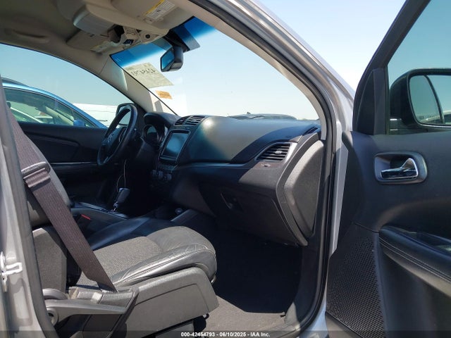 Dodge Journey Crossroad Plus 2016 3C4PDCGG8GT199416 Image 21