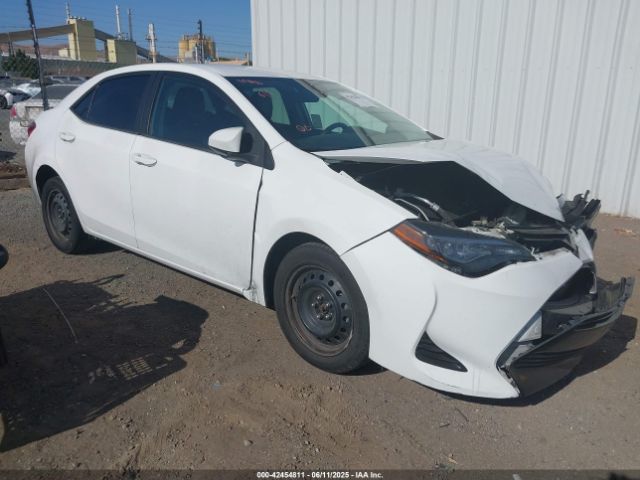 2018 TOYOTA COROLLA 2T1BURHE4JC035505