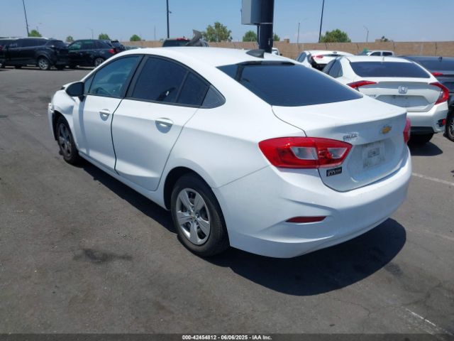 2017 CHEVROLET CRUZE 3G1BC5SM6HS555769 Photo 2
