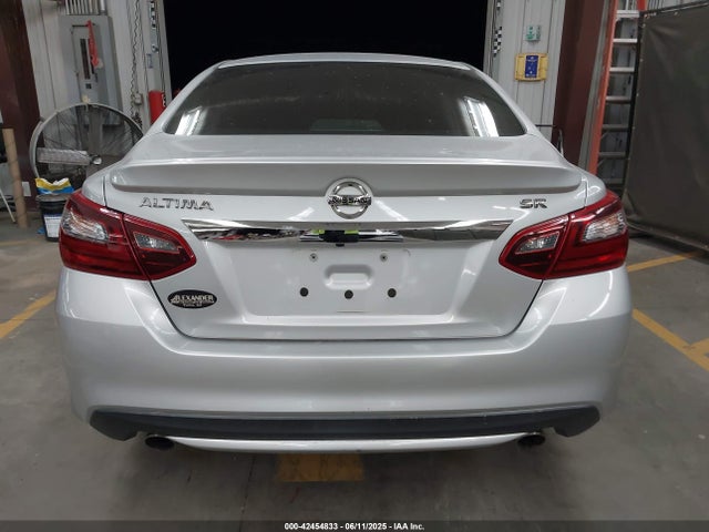 1N4AL3AP6HC285604 Nissan 2017