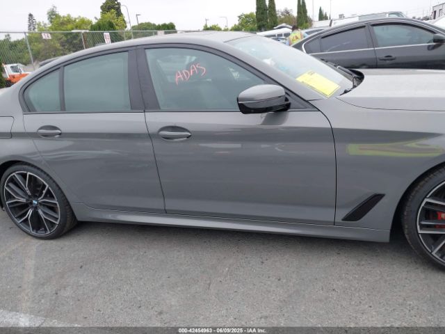 WBA13BK07NCL07995 BMW m550i
