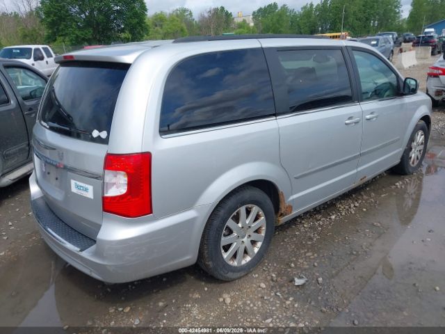 2011 CHRYSLER TOWN & COUNTRY 2A4RR8DG5BR611566 Photo 3