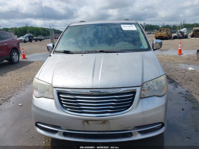 2011 CHRYSLER TOWN & COUNTRY 2A4RR8DG5BR611566 Photo 5