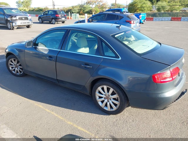 2010 AUDI A4 WAUEFAFL4AN033080 Photo 2