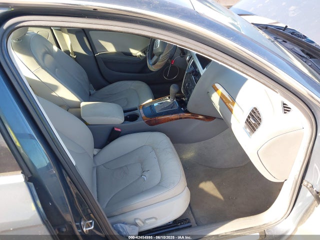 2010 AUDI A4 WAUEFAFL4AN033080 Photo 4