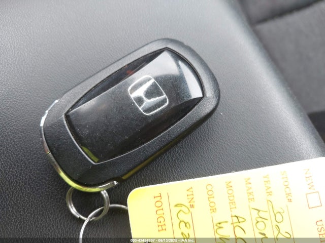 1HGCY1F30PA033261 Honda l15be