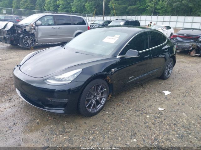 2019 TESLA MODEL 3 5YJ3E1EA8KF399881 Photo 1
