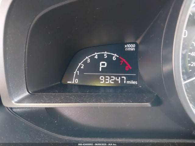 Mazda pe 2018 3MZBN1K74JM205083 Image 15