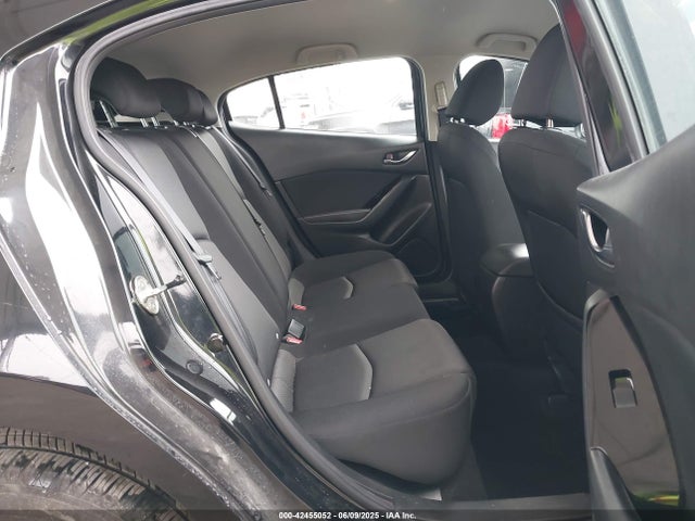 Mazda pe 2018 3MZBN1K74JM205083 Image 8
