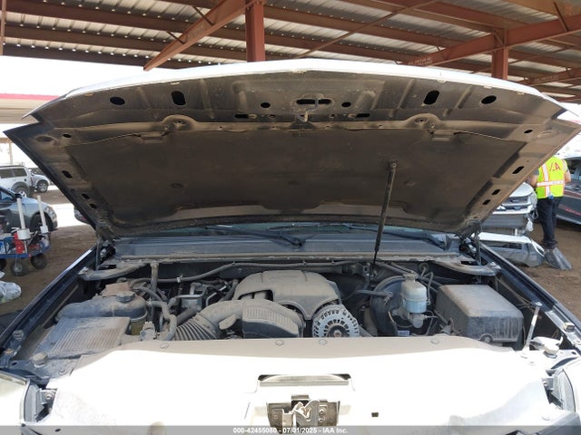2011 CADILLAC ESCALADE ESV 1GYS4KEFXBR333899 Photo 9