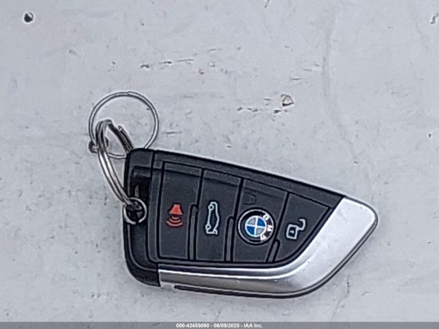 5UX43DP03R9T57010 BMW 2024
