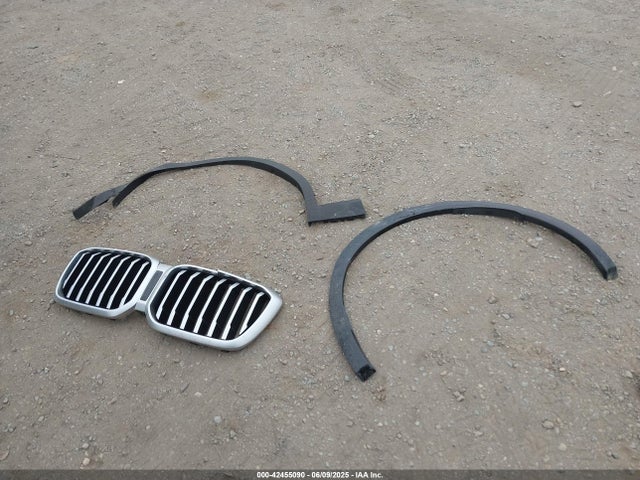 5UX43DP03R9T57010 BMW 2024