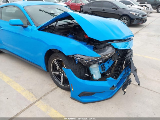 1FA6P8TH7S5104146 Ford 4v