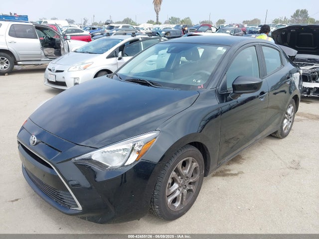 3MYDLBYV8JY305517 Toyota YARIS IA