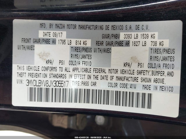 3MYDLBYV8JY305517 Toyota YARIS IA