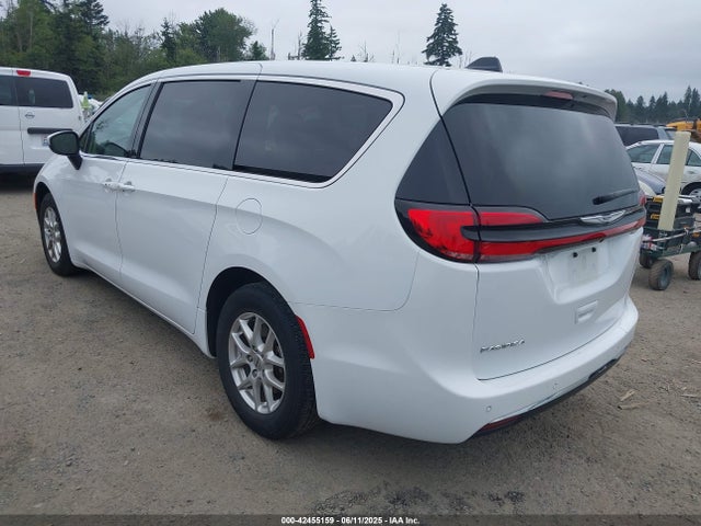 Chrysler Pacifica Touring L 2023 2C4RC1BG8PR620092 Image 3