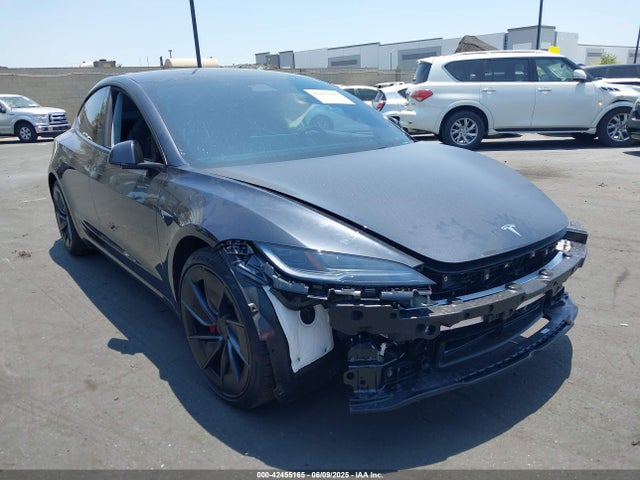 2025 TESLA MODEL 3 5YJ3E1ET7SF962162 Photo 0