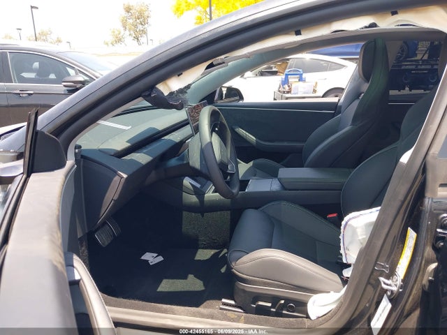 2025 TESLA MODEL 3 5YJ3E1ET7SF962162 Photo 4
