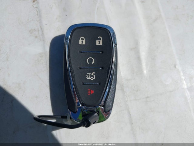 1G1ZD5ST9PF240924 Chevrolet Malibu Fwd 1lt