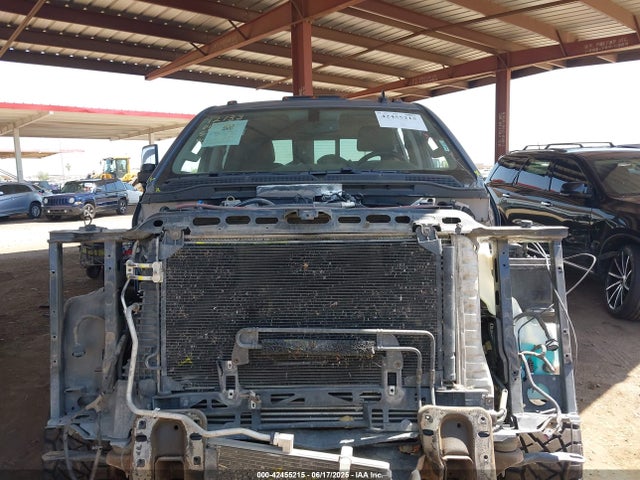 1GT12ZE84FF621166 GMC lml