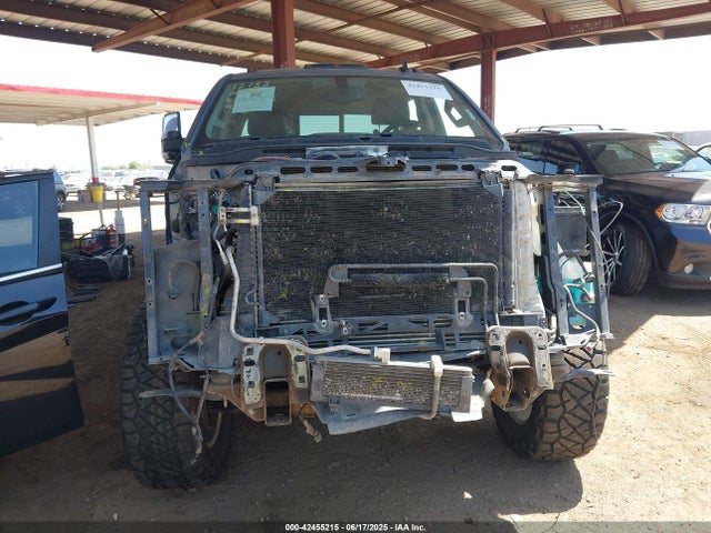 1GT12ZE84FF621166 GMC lml