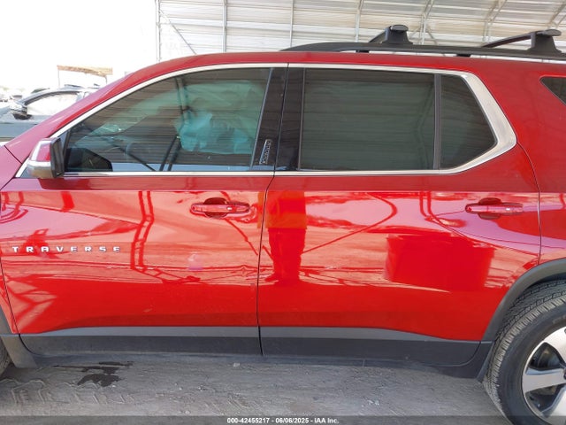 1GNEVHKWXPJ335365 Chevrolet lfy