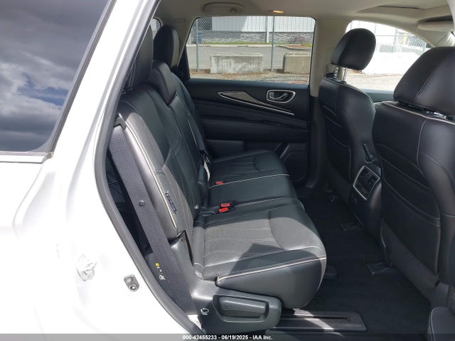 Infiniti 2018 2018 5N1DL0MM2JC526809 Image 8