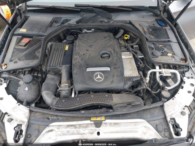 55SWF4JB7FU079353 Mercedes-Benz C 300 Luxury/sport