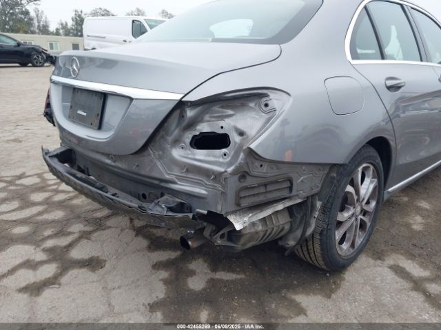 55SWF4JB7FU079353 Mercedes-Benz C 300 Luxury/sport