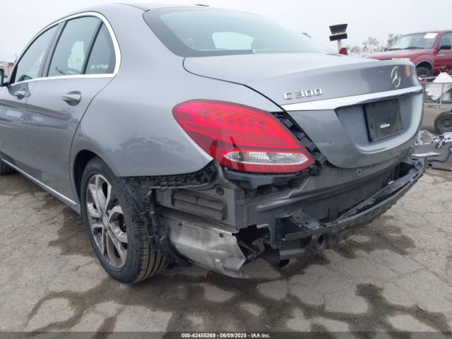 55SWF4JB7FU079353 Mercedes-Benz C 300 Luxury/sport
