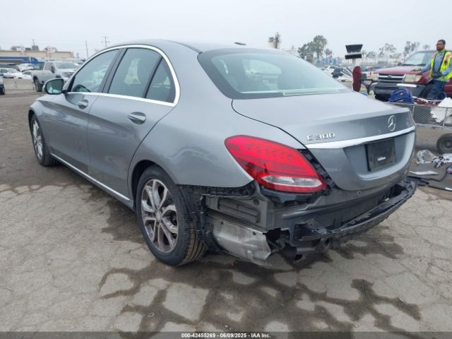55SWF4JB7FU079353 Mercedes-Benz C 300 Luxury/sport