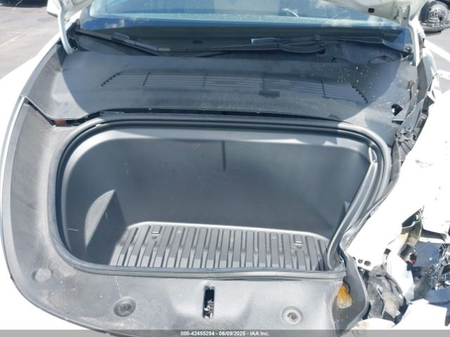 2022 TESLA MODEL Y 7SAYGDEEXNF357160 Photo 9