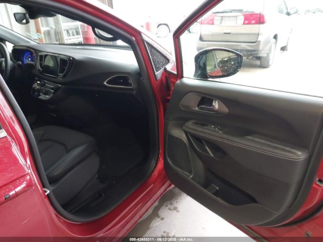 2025 CHRYSLER PACIFICA 2C4RC1BG8SR551509 Photo 4