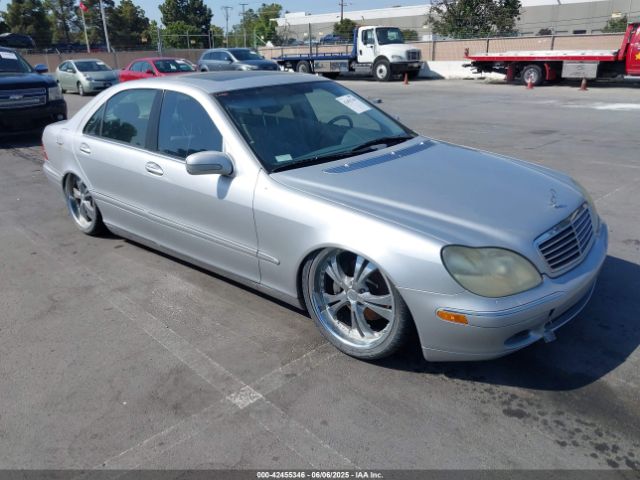 2000 MERCEDES-BENZ S 500 WDBNG75J5YA060601