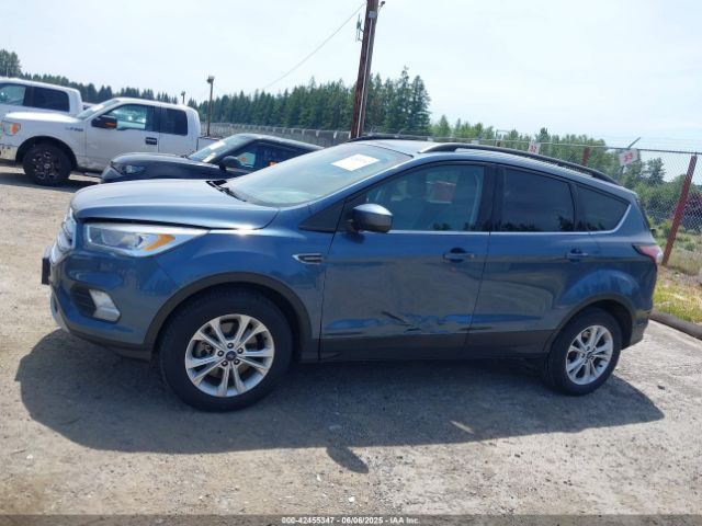1FMCU9HD7JUB45006 Ford ESCAPE SEL