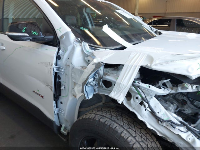 1GKKNLLS1PZ203854 GMC lgx