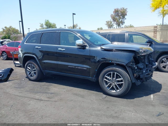 1C4RJFBG3KC758983 Jeep Grand Cherokee