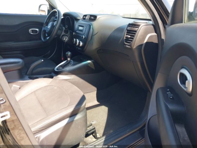 KNDJN2A21F7804700 KIA Soul
