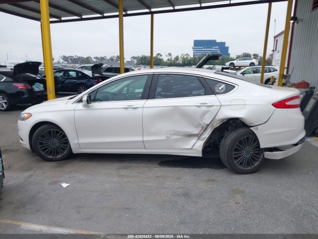 3FA6P0HD7ER392422 Ford Fusion