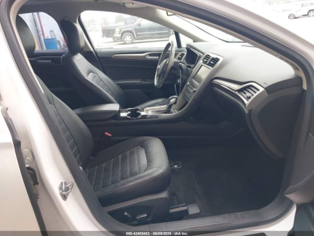 3FA6P0HD7ER392422 Ford Fusion