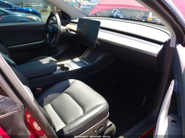 5YJYGDEF0MF268010 Tesla Model Y