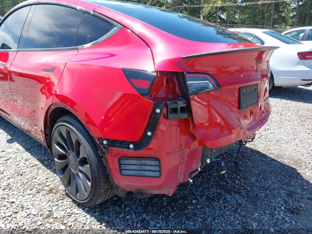 5YJYGDEF0MF268010 Tesla Model Y