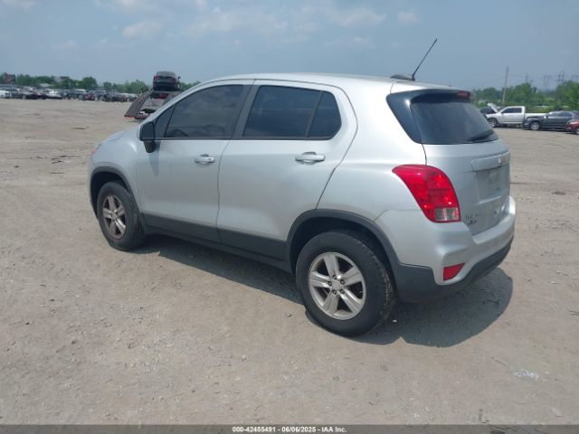 3GNCJNSB6HL274010 Chevrolet TRAX LS