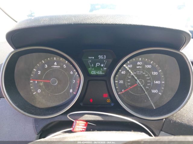 5NPDH4AE4FH652532 Hyundai ELANTRA SE