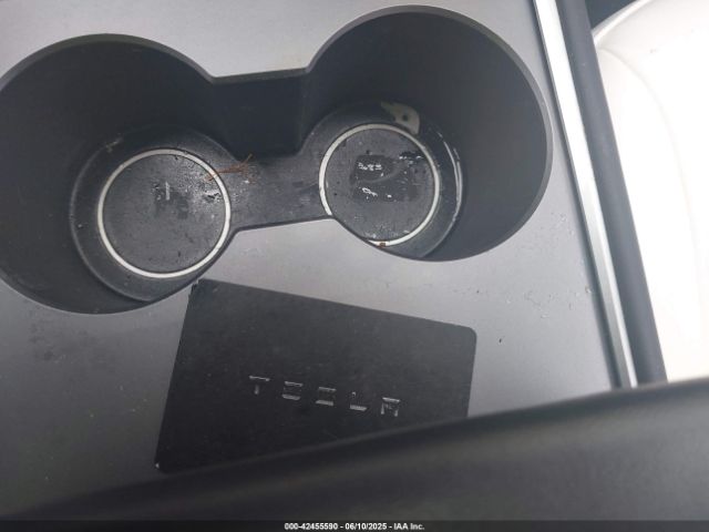2023 TESLA MODEL Y 7SAYGDEF1PF940941 Photo 10