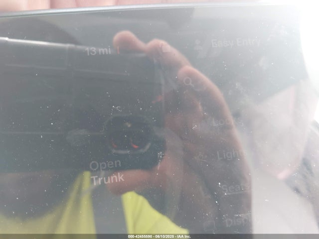 7SAYGDEF1PF940941 Tesla Model Y