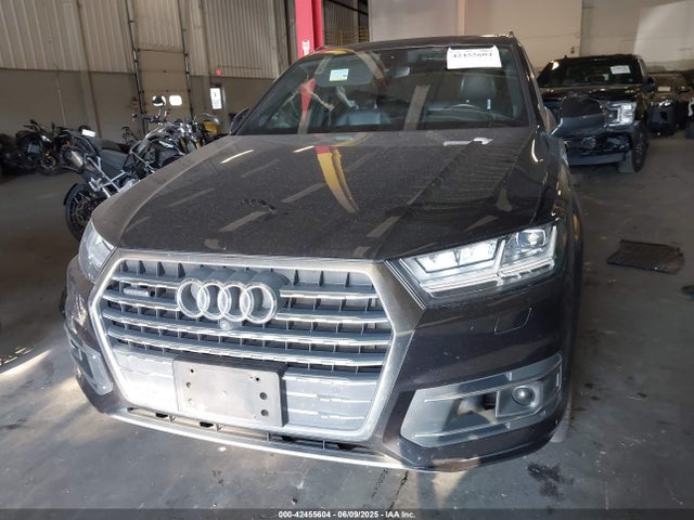 Audi 3.0t 2018 WA1LAAF70JD024940 Image 12