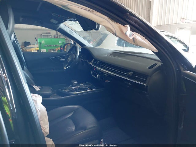 2018 AUDI Q7 WA1LAAF70JD024940 Photo 4