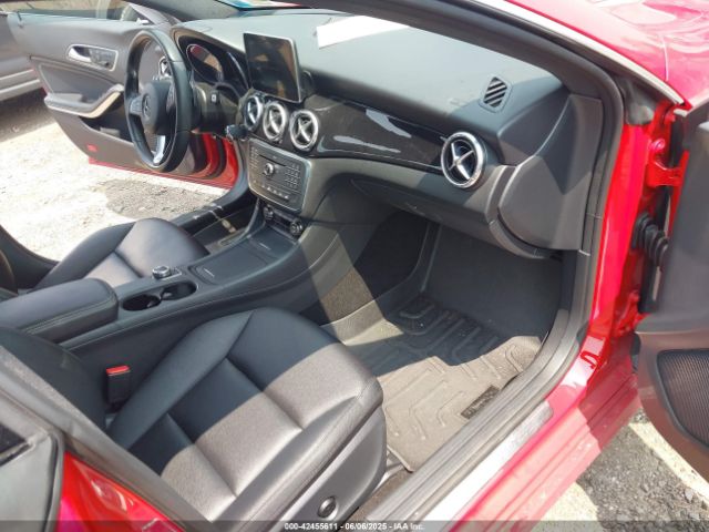 2015 MERCEDES-BENZ CLA 250 WDDSJ4GBXFN223295 Photo 4