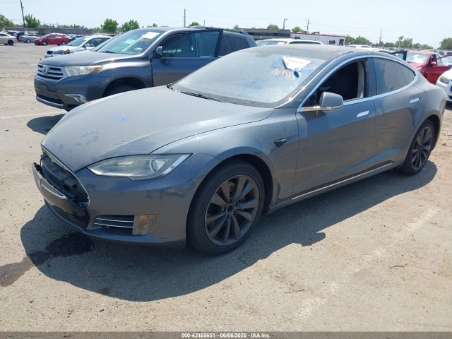2013 TESLA MODEL S 5YJSA1CN7DFP27226 Photo 1